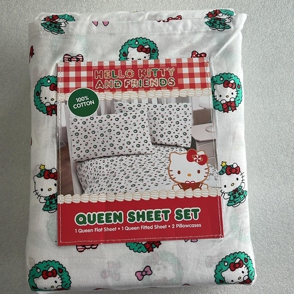 🆕 Hello Kitty Sheet Set Queen Festive Holiday Christmas Wreath - Picture 2 of 5